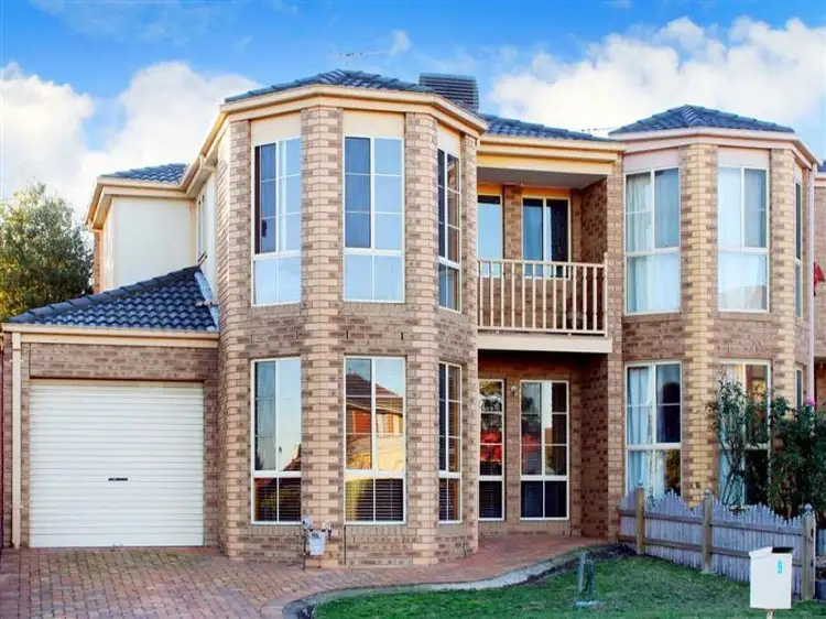 9 Birchwood Way, Delahey VIC 3037