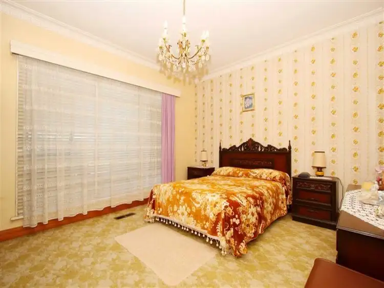 Seventh view of Homely house listing, 4 Ryan Court, Sunshine VIC 3020