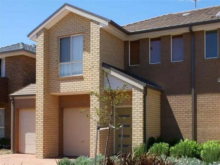 35 Callista Close, Taylors Hill VIC 3037