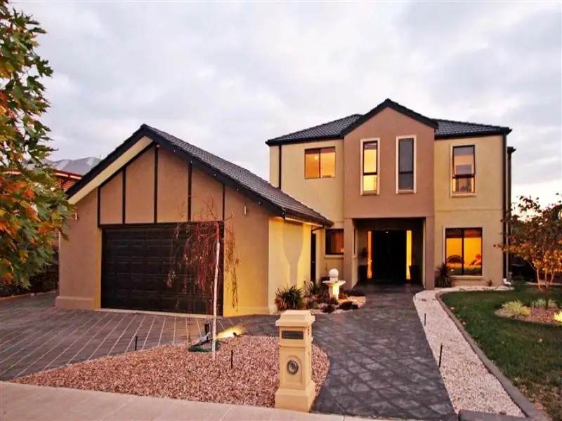Main view of Homely house listing, 6 Queensberry Court, Hillside VIC 3037