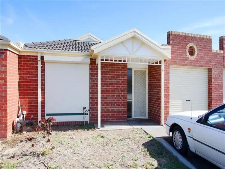 4 Village Avenue, Taylors Lakes VIC 3038