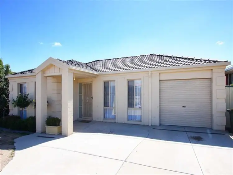 42 Hume Drive, Sydenham VIC 3037