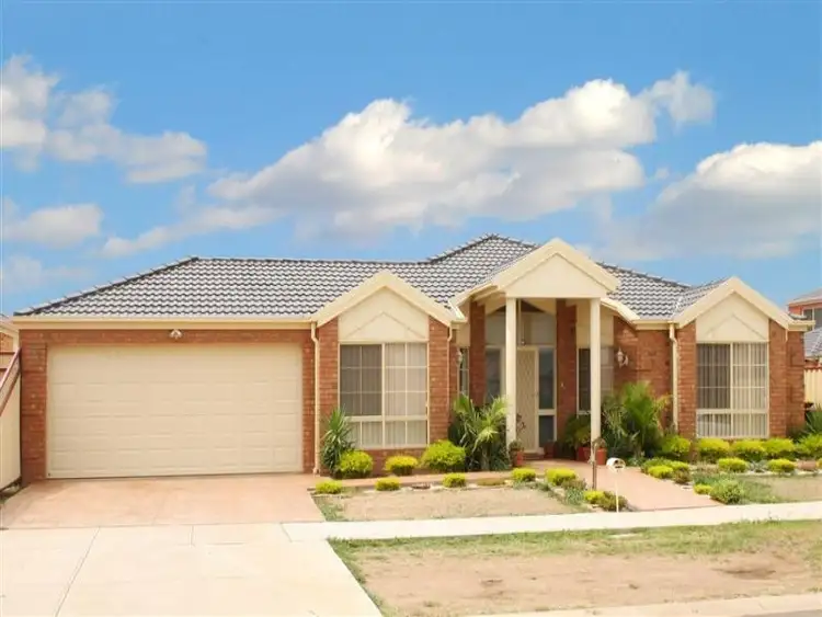 45 Webb Avenue, Taylors Hill VIC 3037