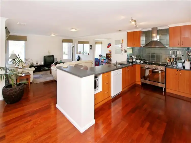 Second view of Homely house listing, 6 James Court, Hillside VIC 3037