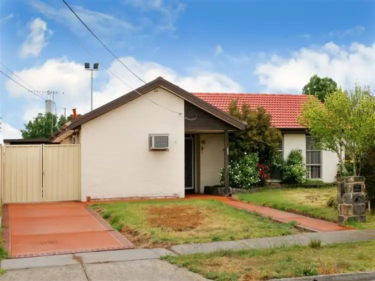 3 Taree Street, Kings Park VIC 3021