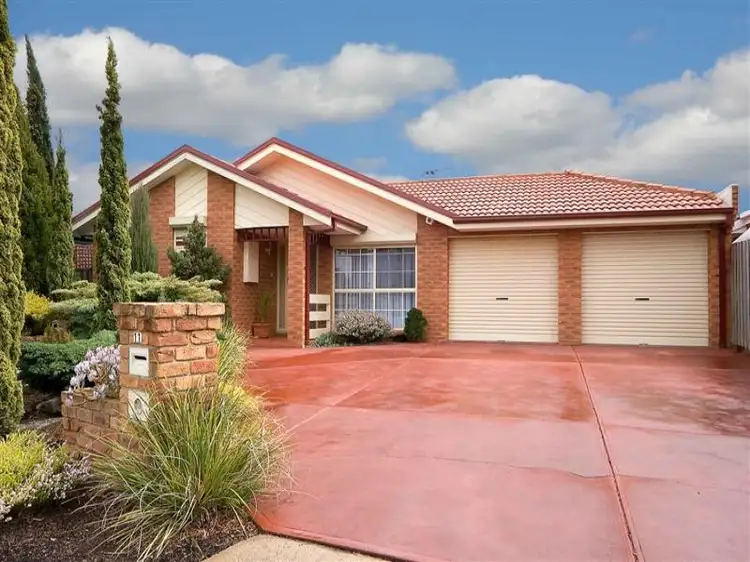 11 Cottrell Crt, Delahey VIC 3037