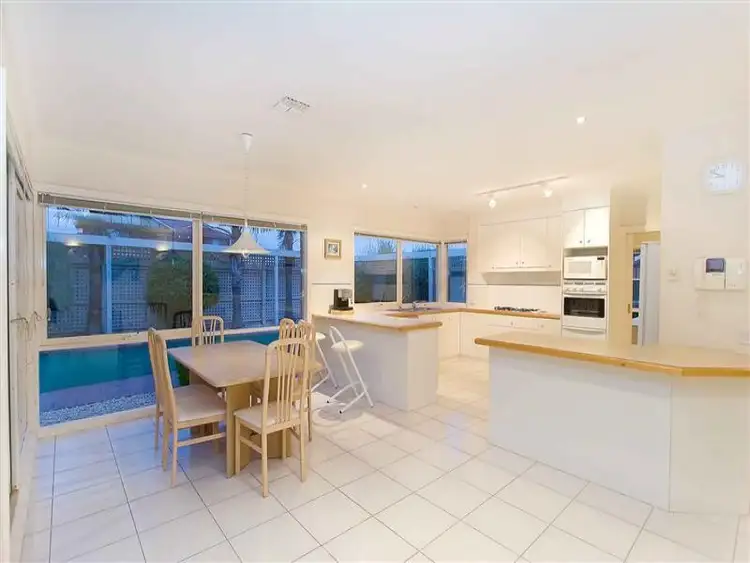 Second view of Homely house listing, 7 Leichardt Close, Taylors Lakes VIC 3038