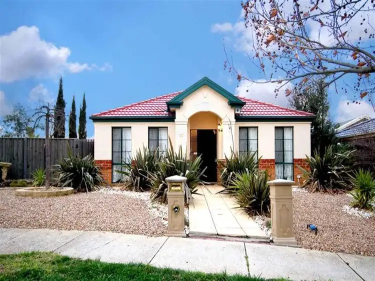 Main view of Homely house listing, 32 Wellington Drive, Hillside VIC 3037