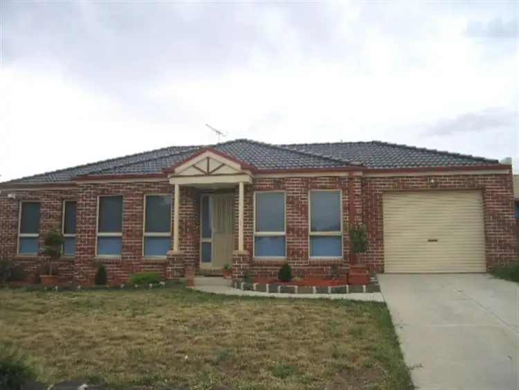 1/5 Carrington Street, Sydenham VIC 3037