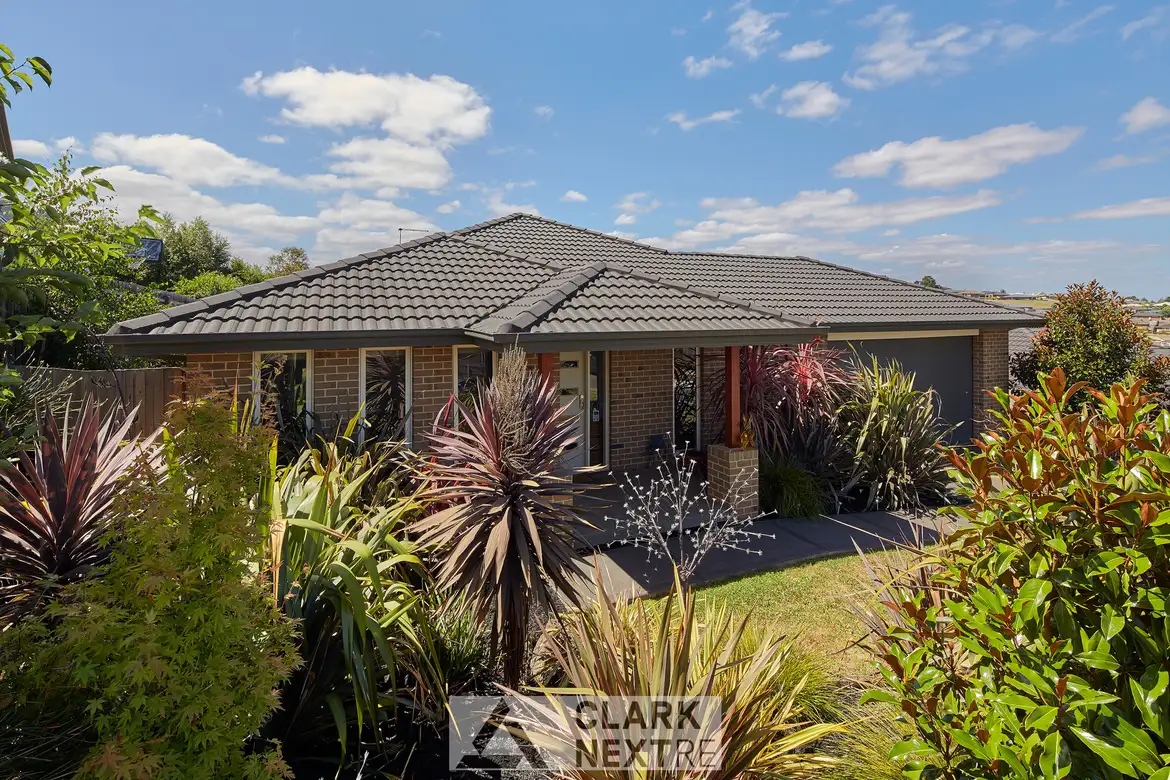 Main view of Homely house listing, 10 Paulan Court, Warragul VIC 3820