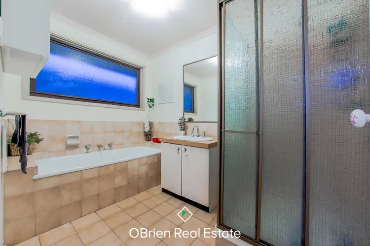 Sixth view of Homely block of units listing, 3 Strong Drive, Hampton Park VIC 3976