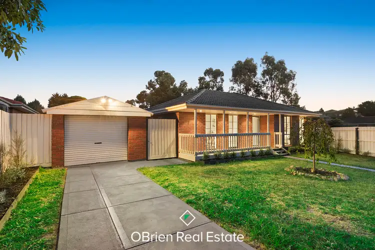368 James Cook Drive, Endeavour Hills VIC 3802