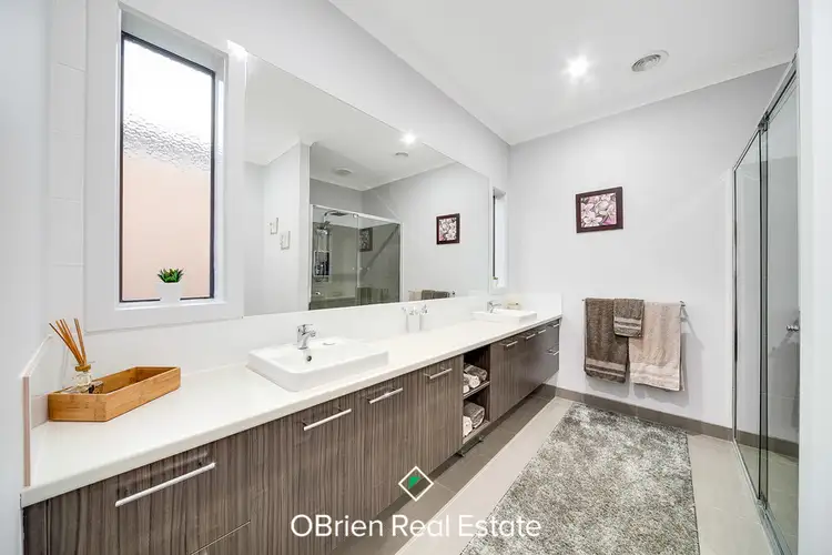 Third view of Homely house listing, 29 Genevieve Circuit, Cranbourne East VIC 3977