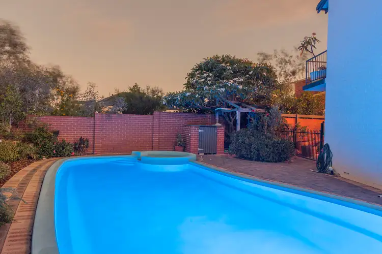 33 Highbridge Way, Karrinyup WA 6018