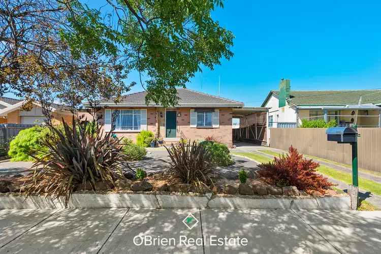 35 Wattle Drive, Doveton VIC 3177