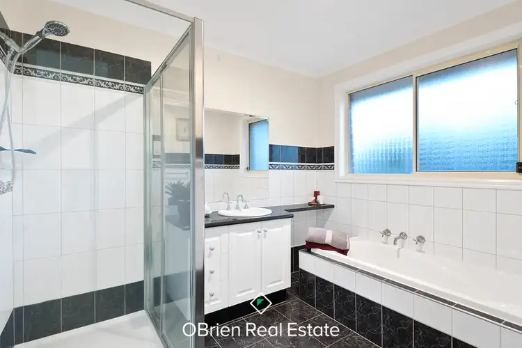 Sixth view of Homely house listing, 9 Armiston Court, Endeavour Hills VIC 3802