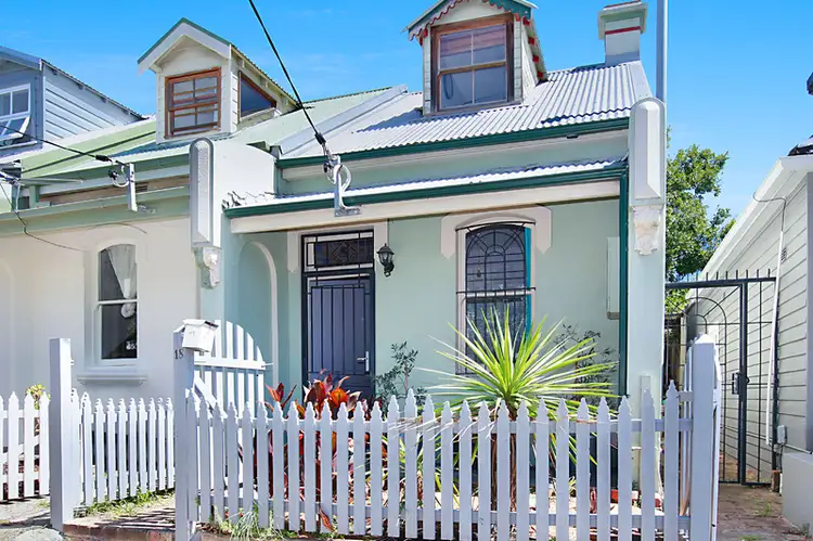 18 Cambridge Street