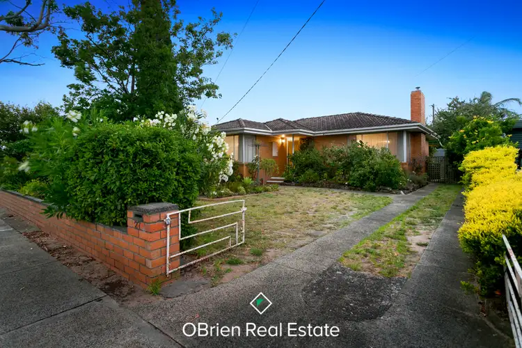 Second view of Homely house listing, 27 Bognor Avenue, Seaford VIC 3198