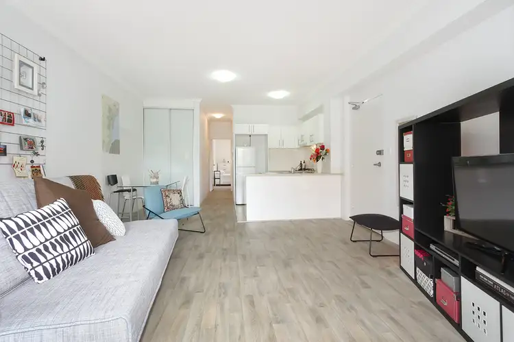 14/2-6 Howard Avenue, Northmead NSW 2152