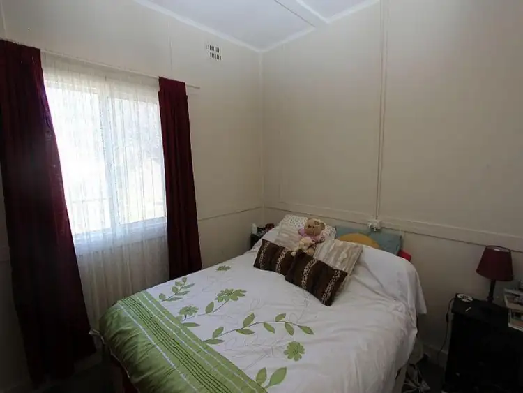 Fifth view of Homely house listing, 9 Braidwood Road, Goulburn NSW 2580