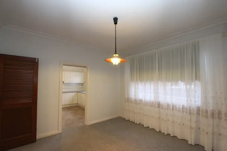 Fifth view of Homely house listing, 8 Arnheim Street, Goulburn NSW 2580