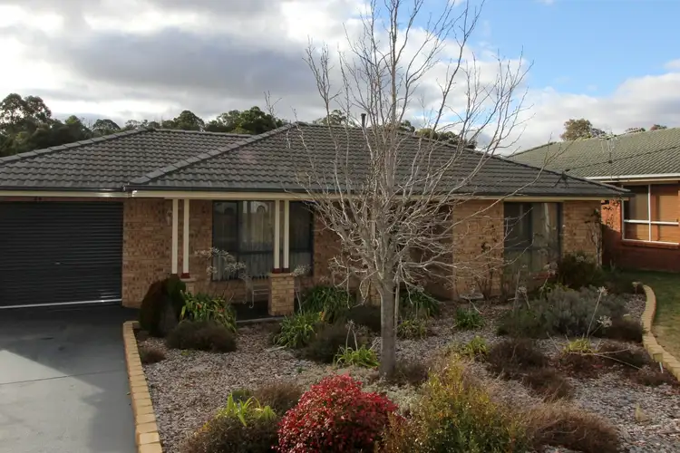 27 Bradford Drive, Goulburn NSW 2580