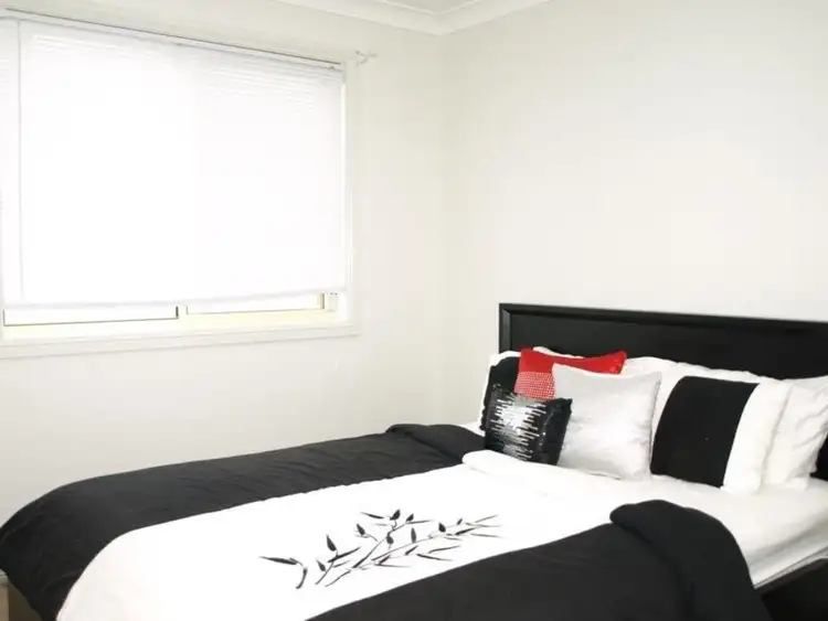 Seventh view of Homely house listing, 13 Wright Place, Goulburn NSW 2580