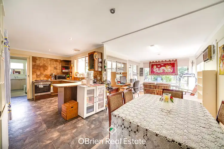 Fifth view of Homely house listing, 11 Leanne Court, Cranbourne VIC 3977