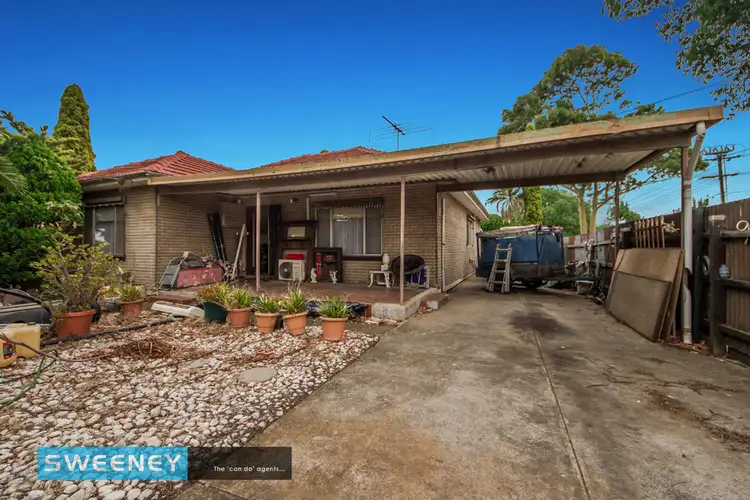 13 Albert Crescent, St Albans VIC 3021