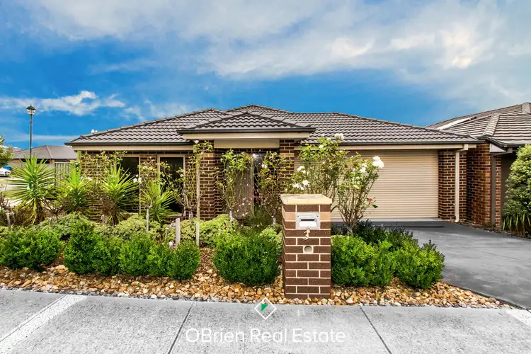 Main view of Homely house listing, 3 Avalon Crescent, Cranbourne East VIC 3977