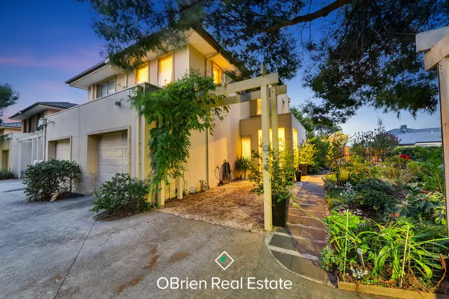 Main view of Homely townhouse listing, 8/2 Coventry Drive, Sandhurst VIC 3977