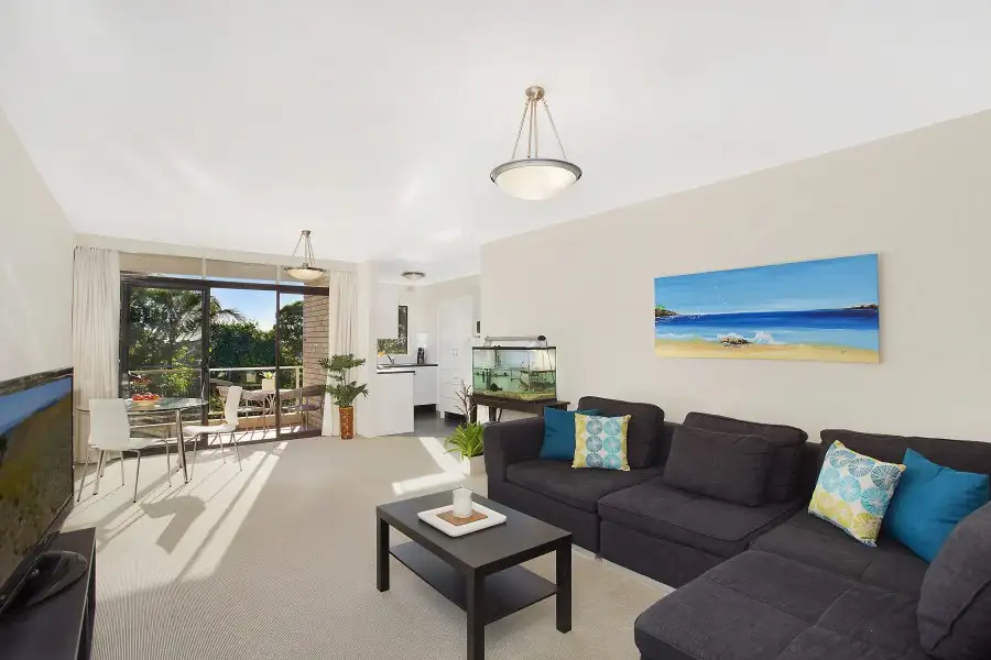 Main view of Homely unit listing, 8/95 Crown Road, Queenscliff NSW 2096