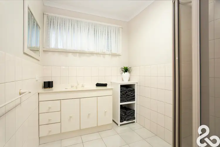 Fifth view of Homely house listing, 14 Luzon Court, Lalor VIC 3075