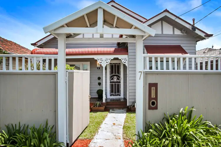 Second view of Homely house listing, 7 Anderson Road, Sunshine VIC 3020