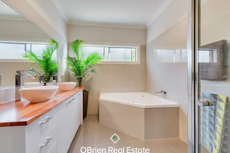 Second view of Homely house listing, 6 Wendover Crescent, Hillside VIC 3037