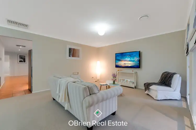 Second view of Homely house listing, 21 Wattle Bird Way, Langwarrin VIC 3910