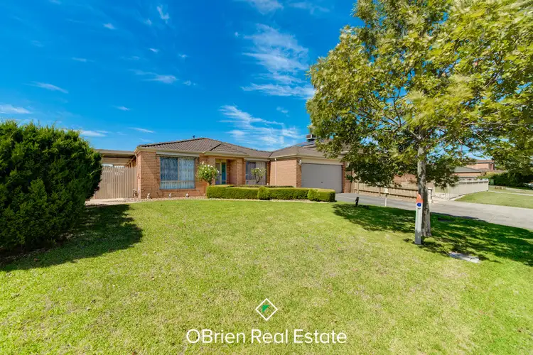 14 Pendle Close, Narre Warren South VIC 3805