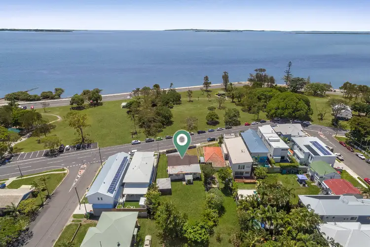 Sixth view of Homely house listing, 325 Upper Esplanade, Manly QLD 4179
