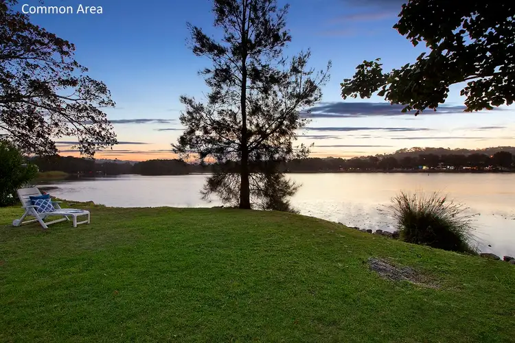 2/74 Lagoon Street, Narrabeen NSW 2101