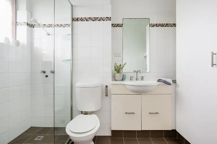 Fifth view of Homely unit listing, 11/104 Crown Road, Queenscliff NSW 2096