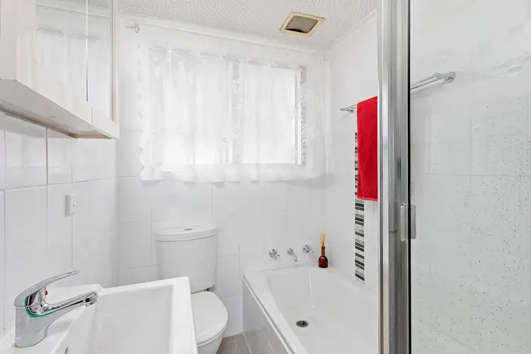 Fifth view of Homely apartment listing, 2/17 Richmond Avenue, Dee Why NSW 2099