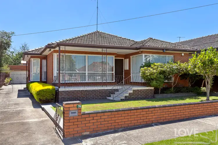 76 Woolton Avenue, Thornbury VIC 3071