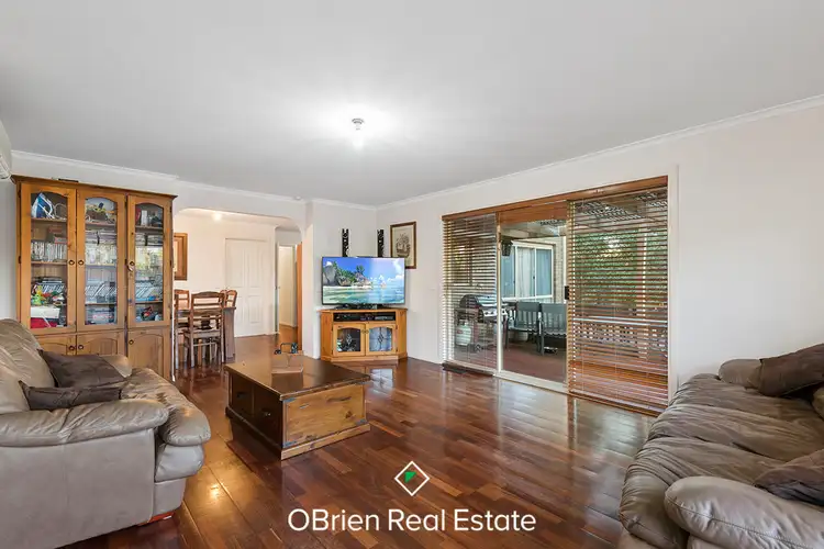 Second view of Homely house listing, 6 Fleming Court, Endeavour Hills VIC 3802