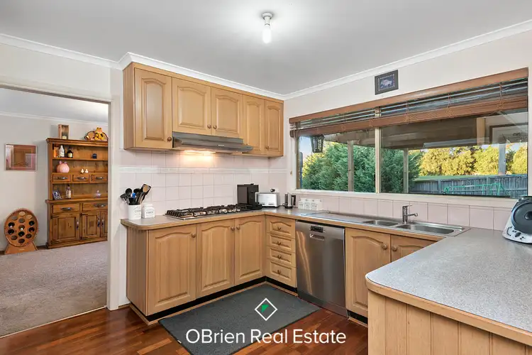 Third view of Homely house listing, 6 Fleming Court, Endeavour Hills VIC 3802