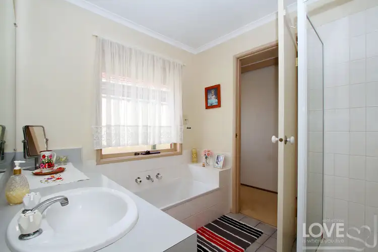 Fifth view of Homely house listing, 15 Kellaway Crescent, Mill Park VIC 3082