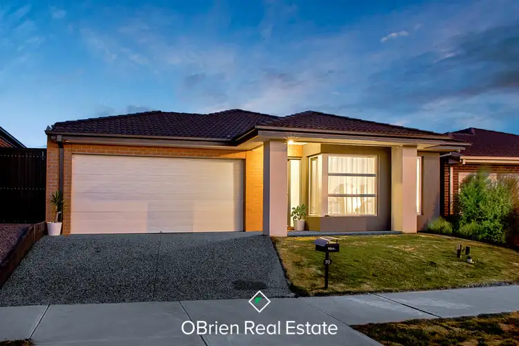 70 Como Parade, Clyde North VIC 3978