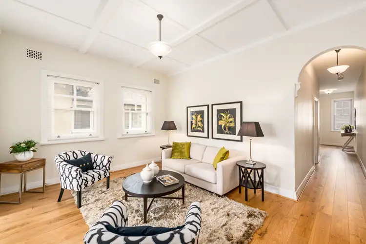 4/10 Holbrook Avenue, Kirribilli NSW 2061