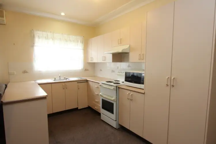 Fourth view of Homely house listing, 100 Joshua Street, Goulburn NSW 2580