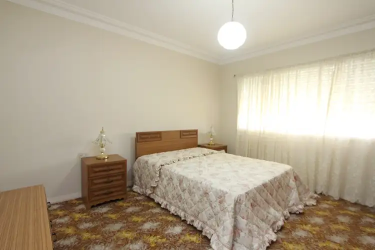 Sixth view of Homely house listing, 100 Joshua Street, Goulburn NSW 2580