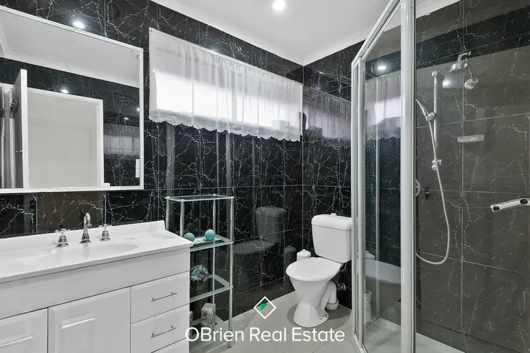 Sixth view of Homely house listing, 23 Primrose Hill Close, Endeavour Hills VIC 3802